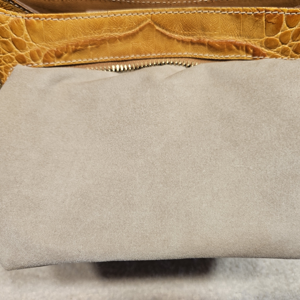 Brahmin Stella Spencer Crocodile Embossed Shoulder Bag with Glossy Finish - Picture 4 of 16